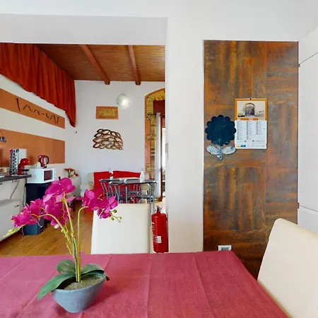 Bed & Breakfast Antico Centro Quartu Quartu SantʼElena