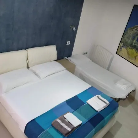 לינה וארוחת בוקר Antico Centro Quartu 4*