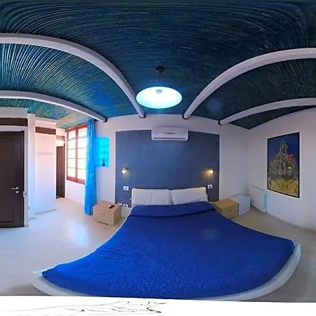 Bed and breakfast Antico Centro Quartu 3*