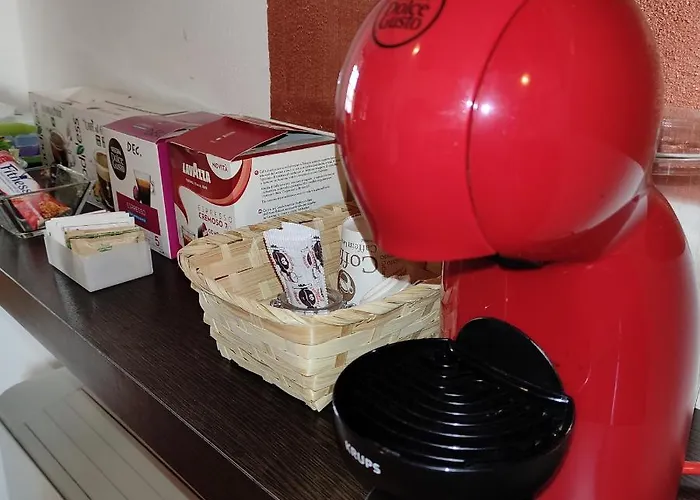 Bed & Breakfast Antico Centro Quartu 4*