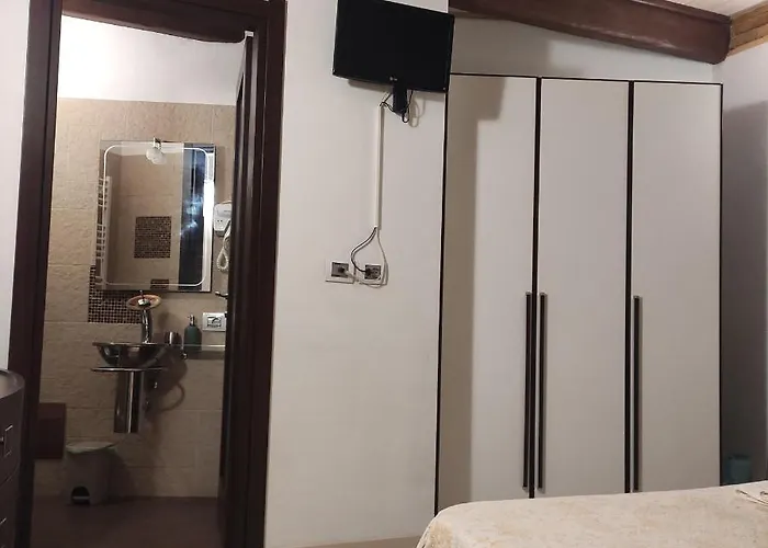 Bed & Breakfast Antico Centro Quartu Quartu SantʼElena